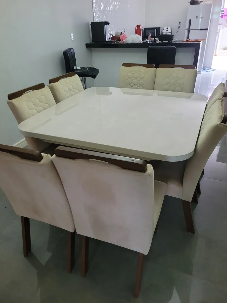 Mesa 8 cadeiras tampo de vidro