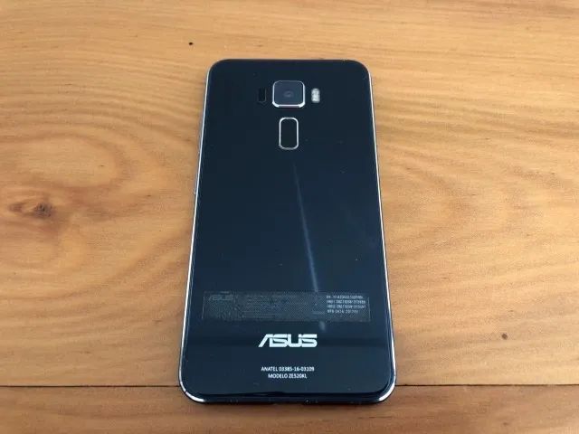 Asus Zenfone 3 Ze520kl Dual Sim 32gb preto-safira (Câmera Traseira com Defeito) - Foto 2