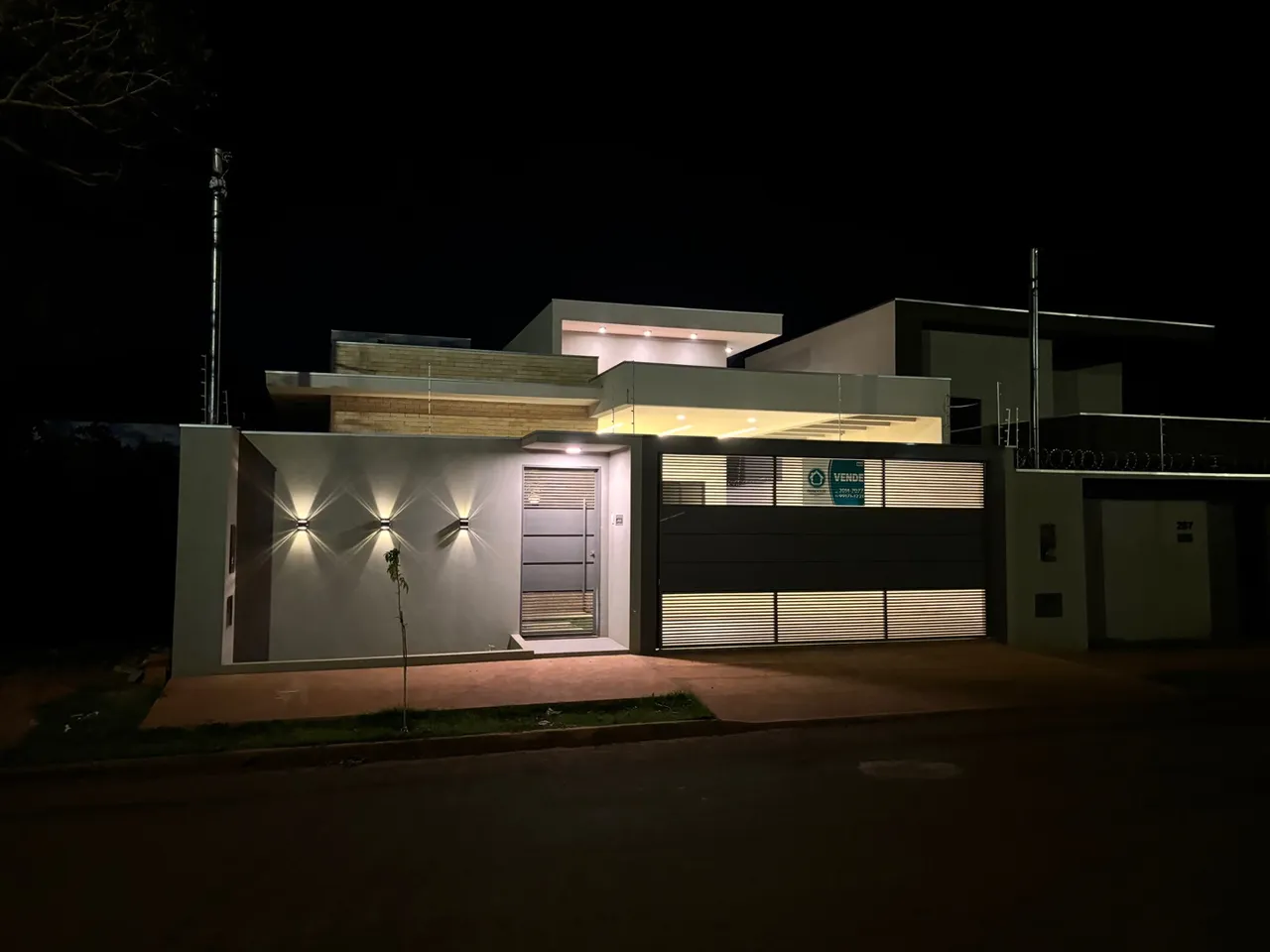 Casa com Suíte e Área Gourmet 