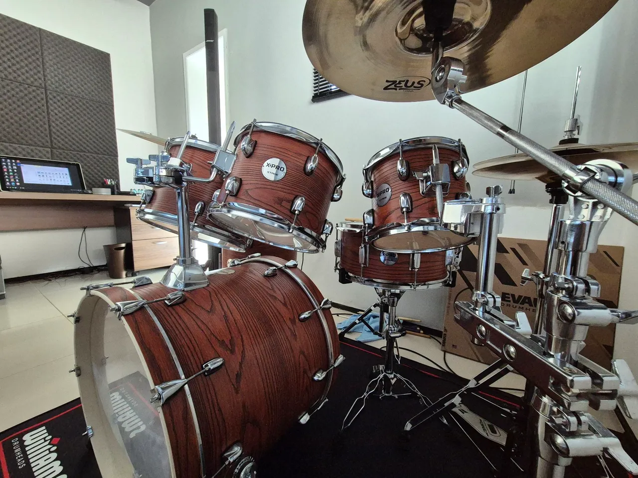 Bateria Xpro Completa!! 6 meses uso.