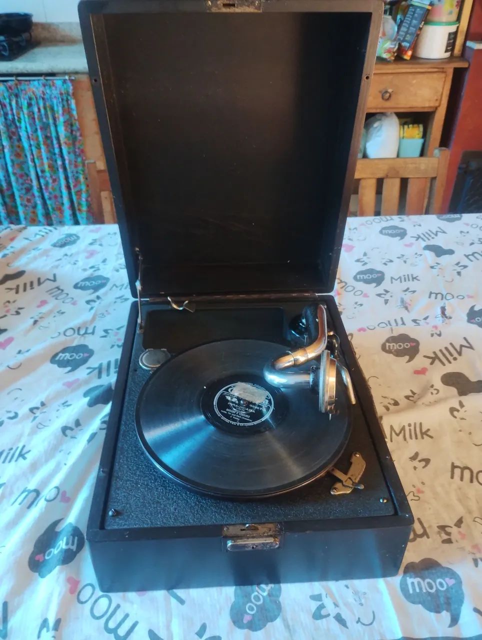 Vendo gramofone impecavel marca Pallard suiço - Foto 2