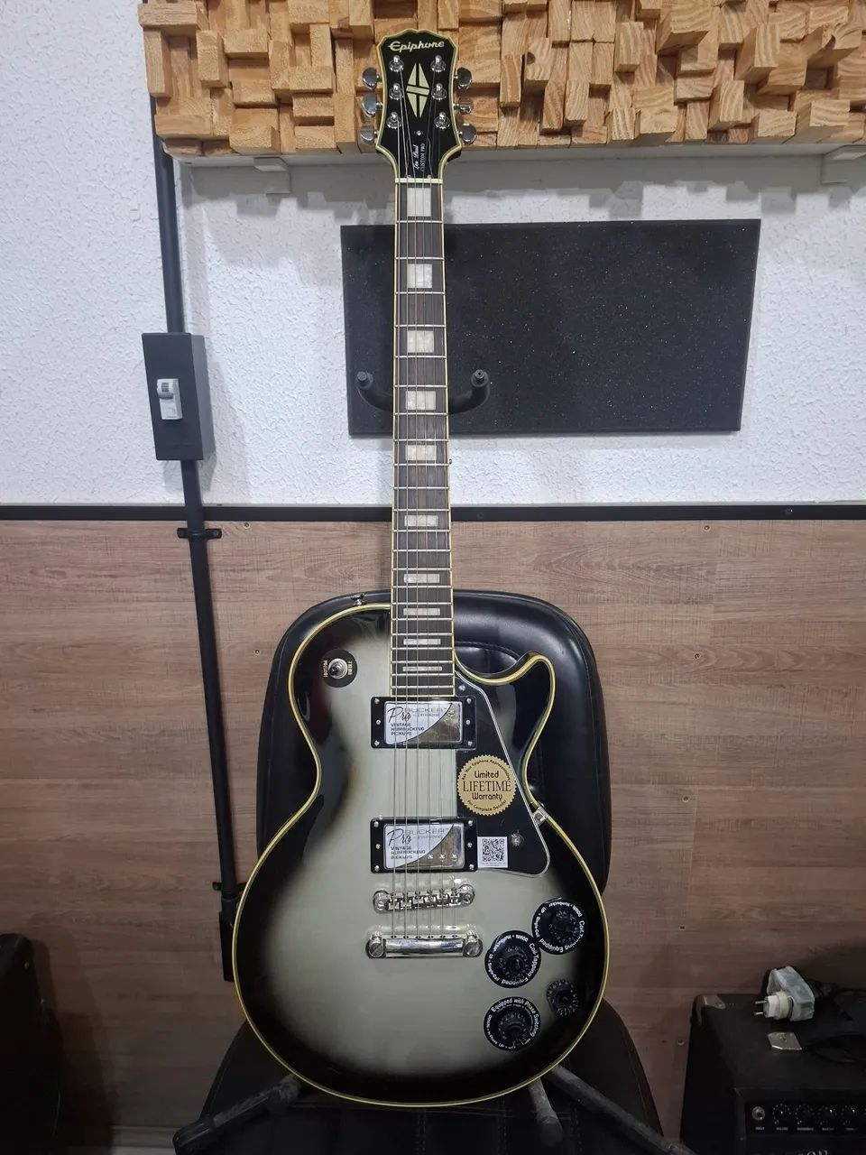 epiphone custom pro