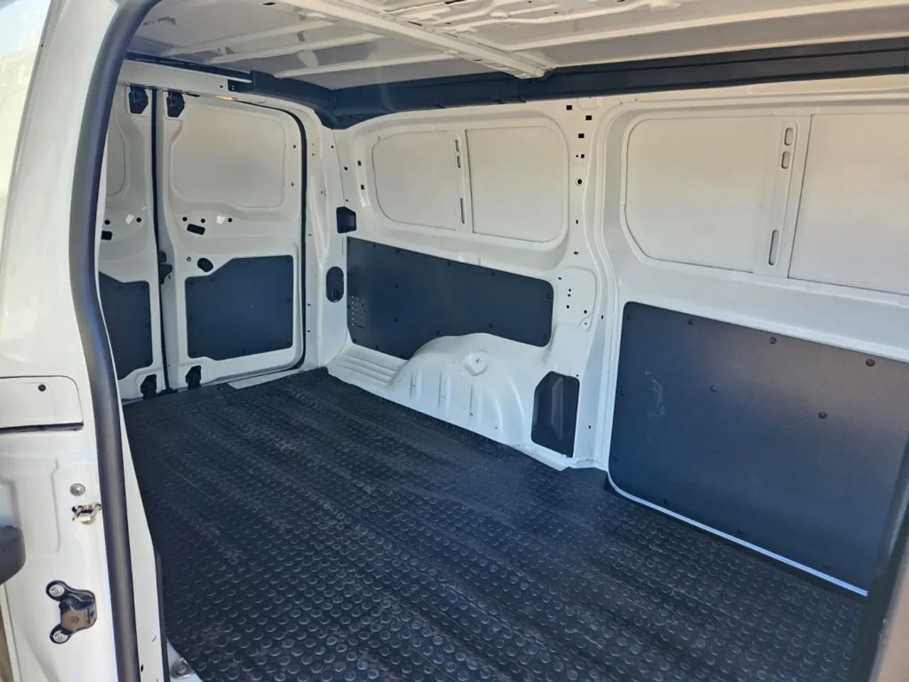 Fiat Cargo 1.5 16v turbo diesel, Manual 2024 - Foto 5