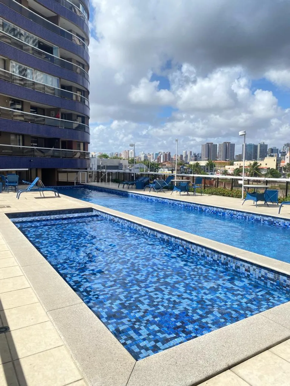 Alugo Apartamento Mobiliado Próximo Beira mar