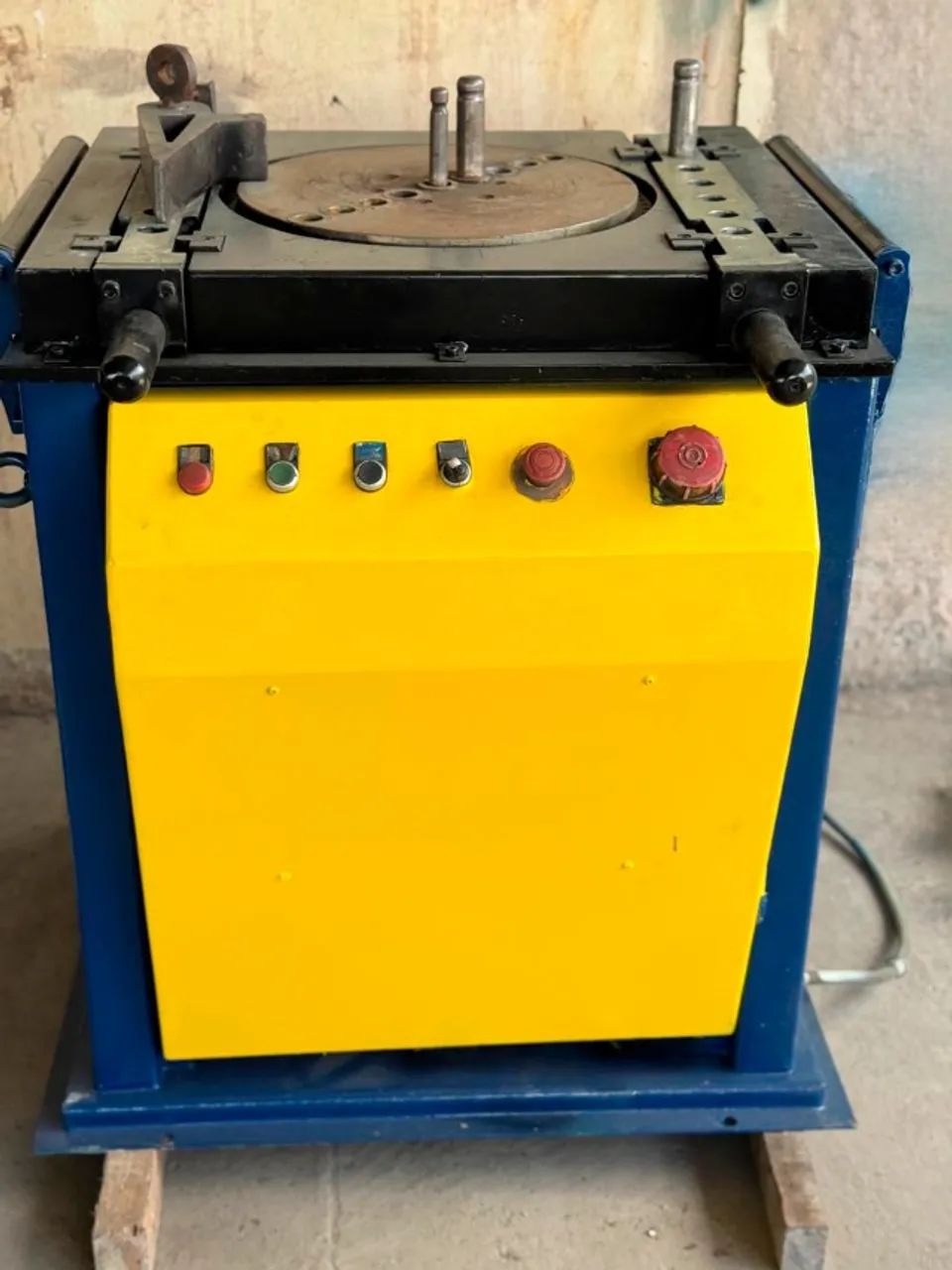 DOBRADEIRA DE BANCADA DHD 32MM