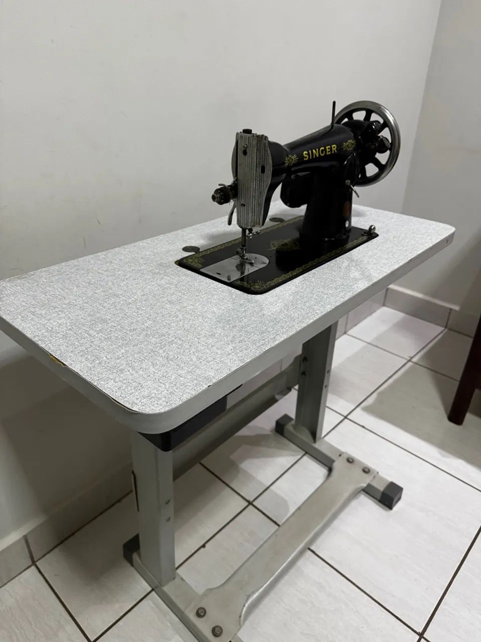Máquina de costura Singer - Foto 3