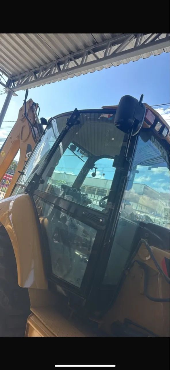 Trator Caterpillar 416E ANO 2014 - Foto 5