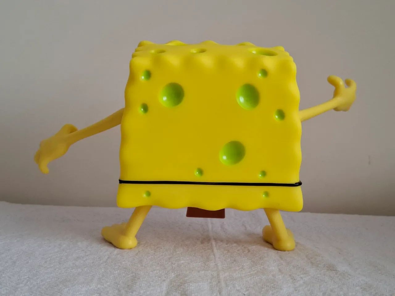 Bob Esponja das Cavernas - Spongegar (Masterpiece Meme) Mattel - Foto 2