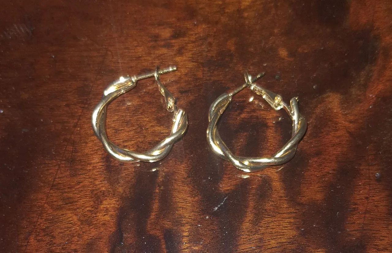Brinco Argola pequena Metal  Dourado