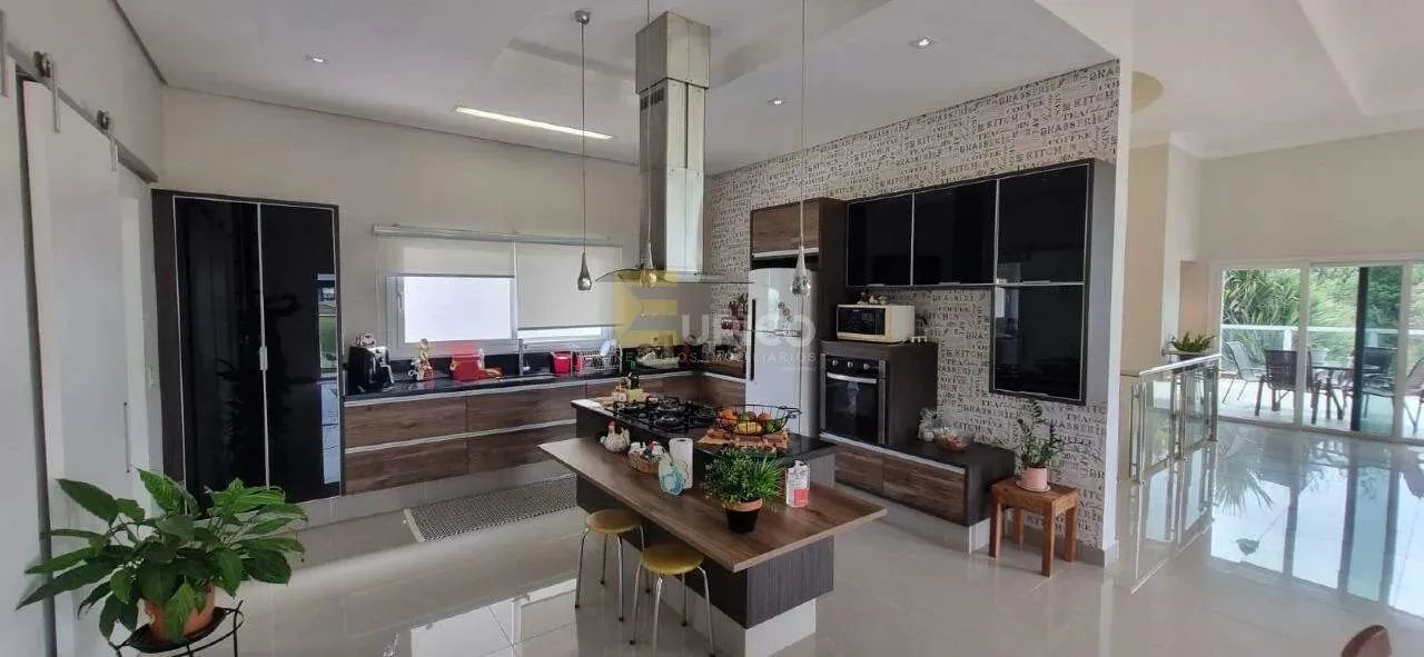 IMPONENTE CASA EM ÓTIMA LOCALIZAÇÃO A VENDA NO CONCOMÍNIO RESERVA DOS VINHEDOS EM LOUVERA/ - Foto 8