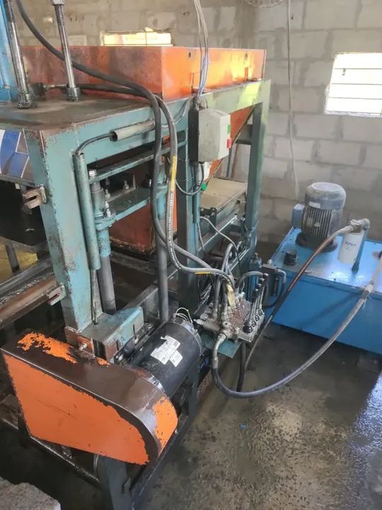 MAQUINA DE BLOCOS HIDRAULICA ATLANTICA - Foto 3