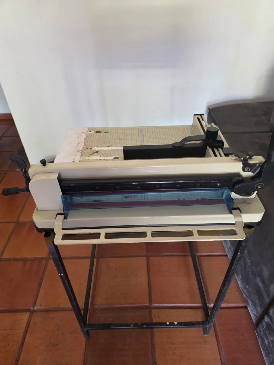 Guilhotina de Papel Profissional