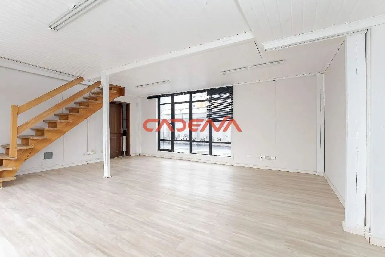 Sala comercial à venda no Batel