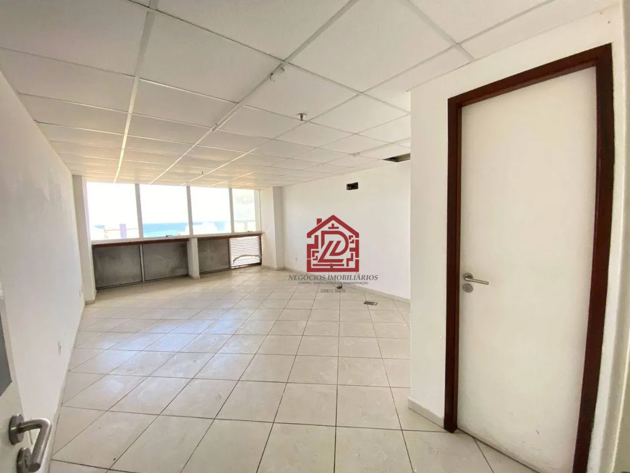 Sala para alugar, 29 m² por R$ 2.201,22/mês - Imbetiba - Macaé/RJ