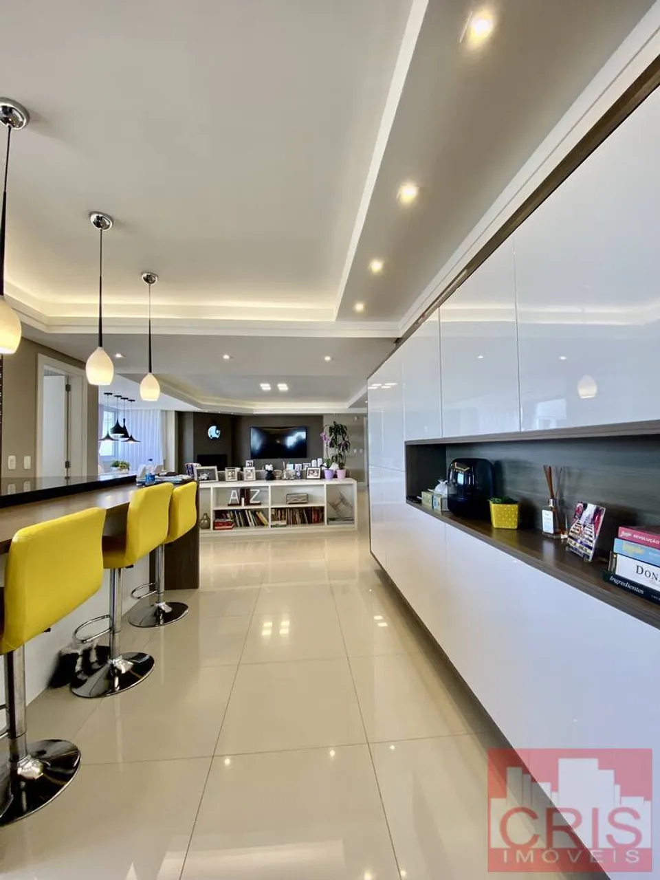 APARTAMENTO COM PISCINA!