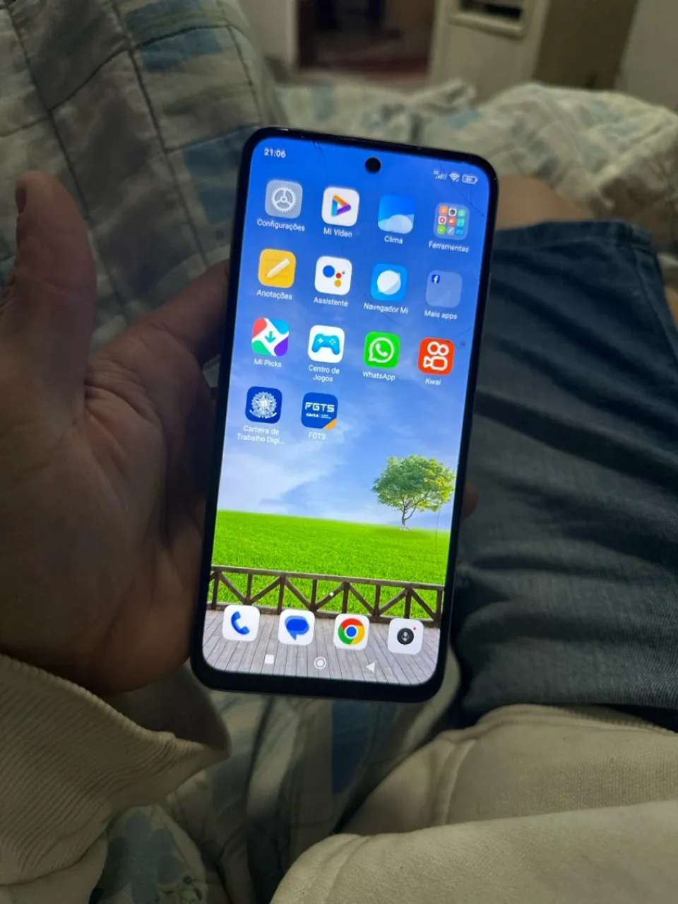 Redmi note 10 5g 128gb 8 de ram aparelho novo somente com trincado fio de cabelo