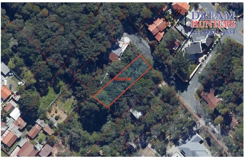 Terreno a venda. 581 m ZR 2, no Bairro Barreirinha