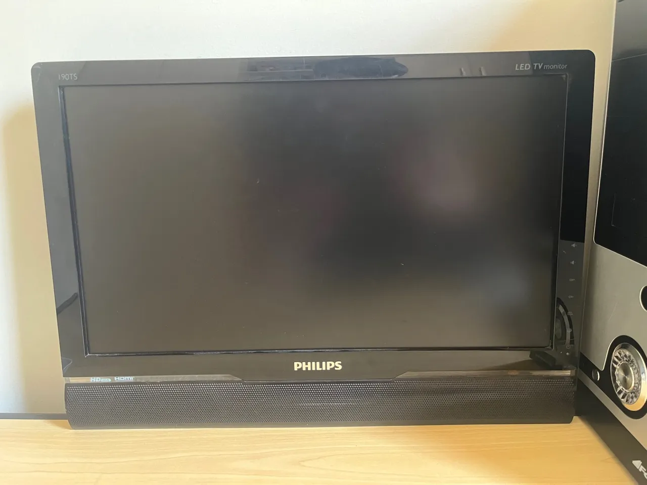 Tv/monitor PHILIPS 19 polegadas