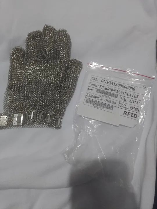 Luva EPI Malha de aço NOVA - Foto 3