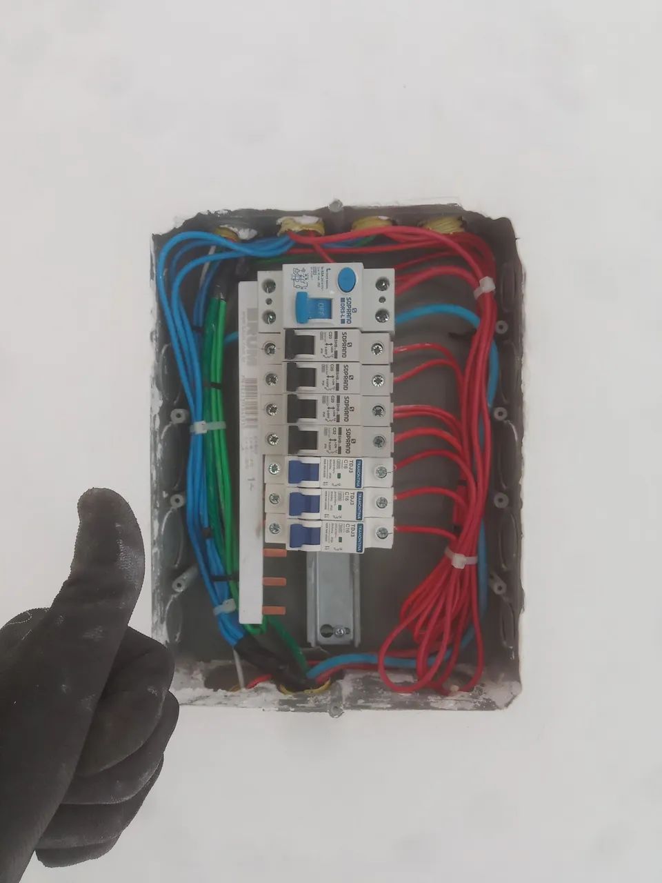 ELETRICISTA 24 hrs  - Foto 2