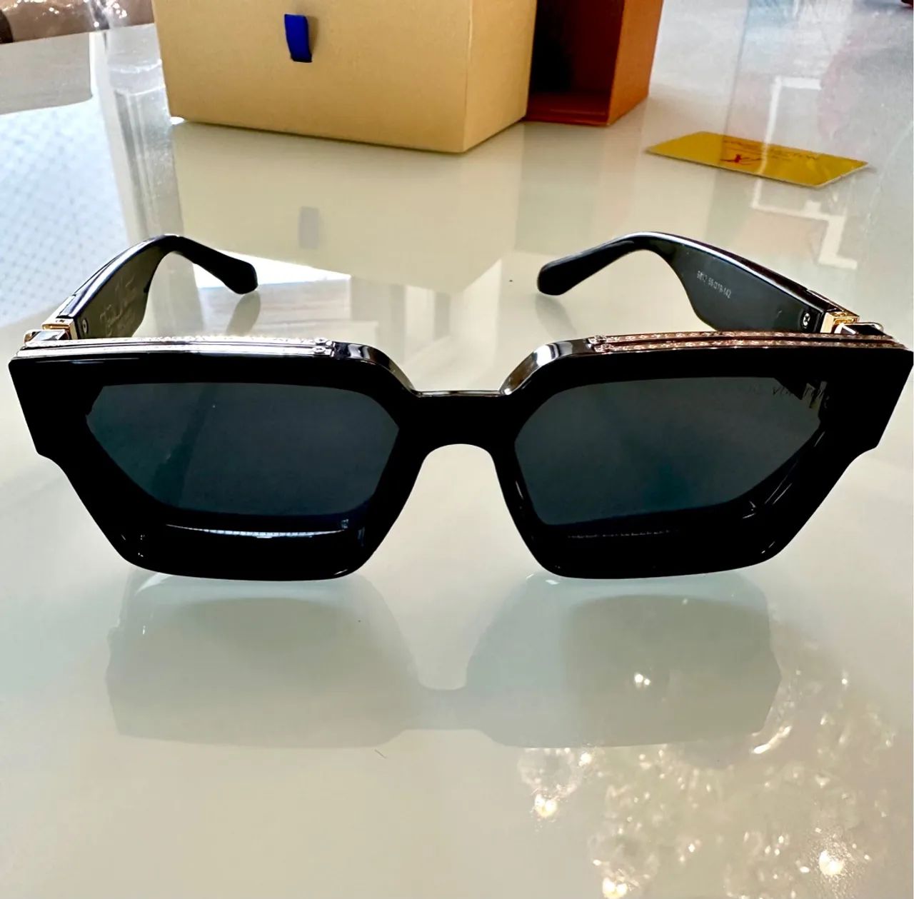 Óculos Louis Vuitton 1.1 Millionaires - Luxo e Exclusividade