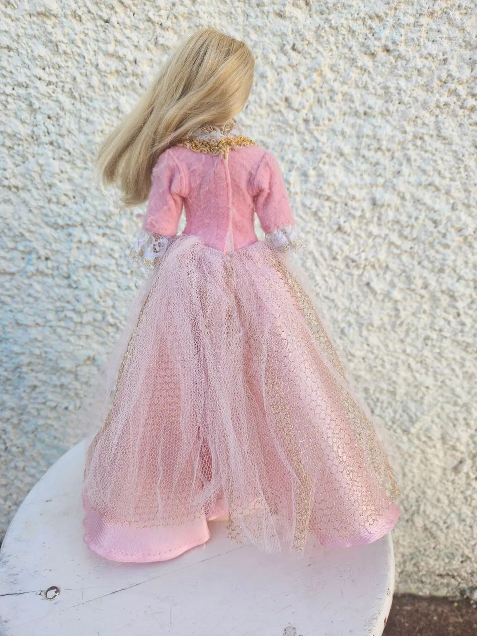 Barbie com vestido rosa - Foto 5