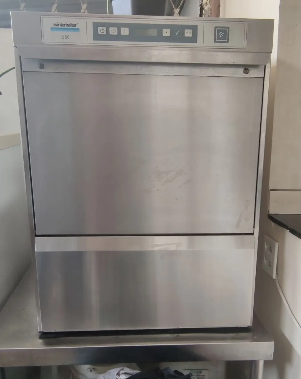 Máquina de Lavar Louças industrial Winterhalter U50