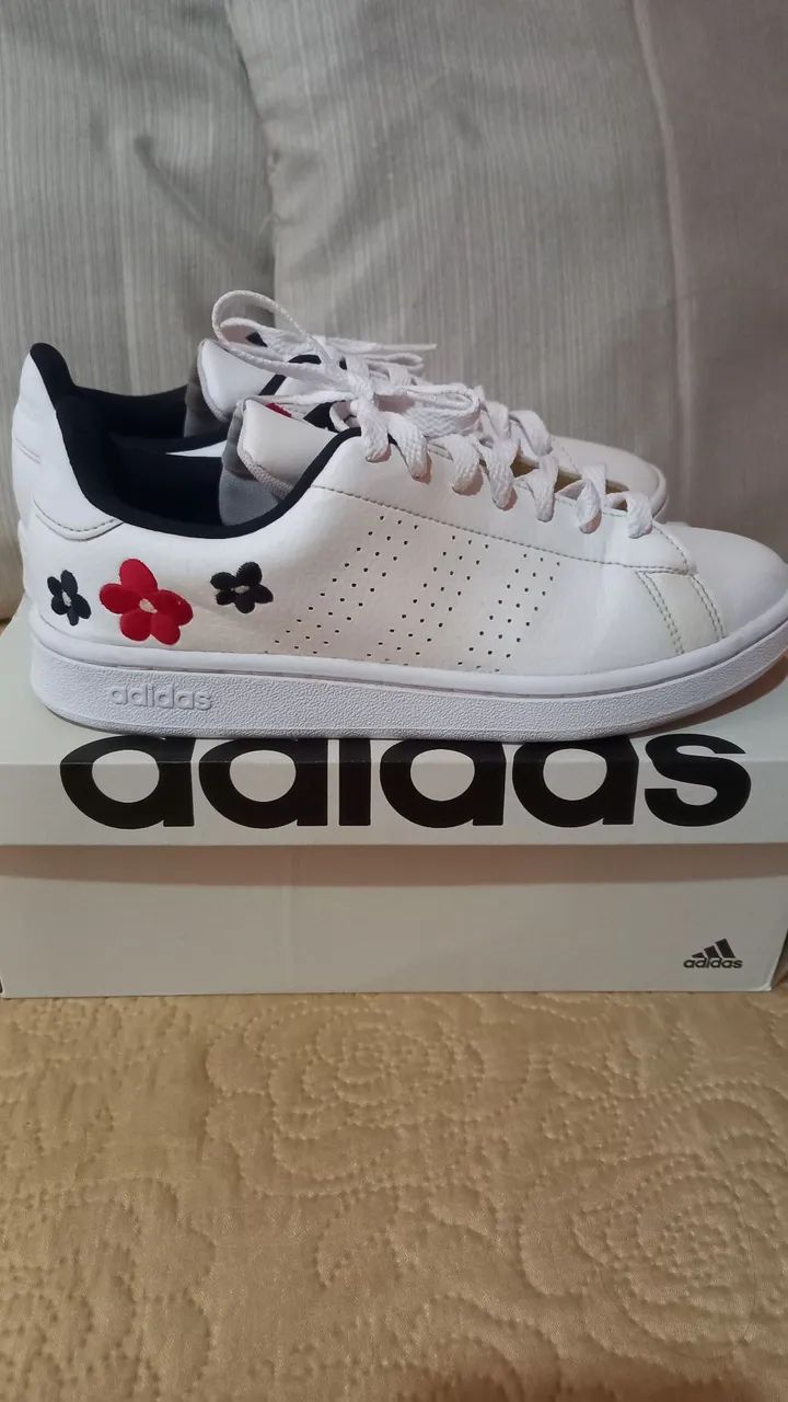 Tênis adidas original Feminino