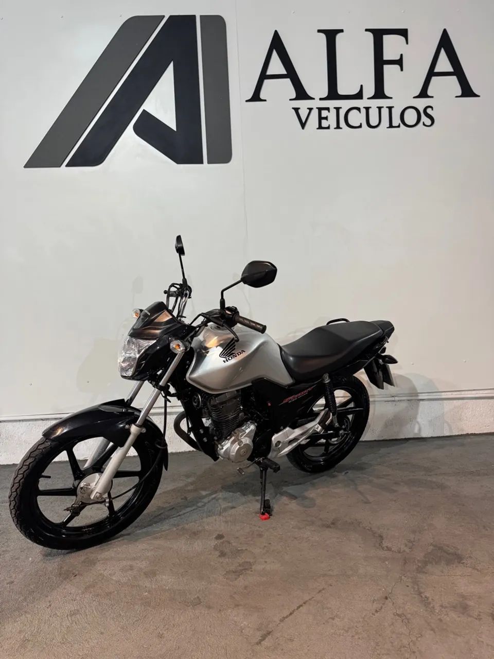 Cg start unico dono baixa km - vendo troco e financio