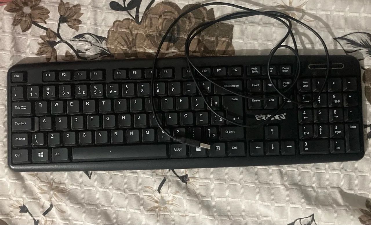 VENDO NOTEBOOK DELL I3 112GB - Foto 3