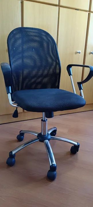 Cadeira de Escritório Giratória Ergonômica - Foto 2