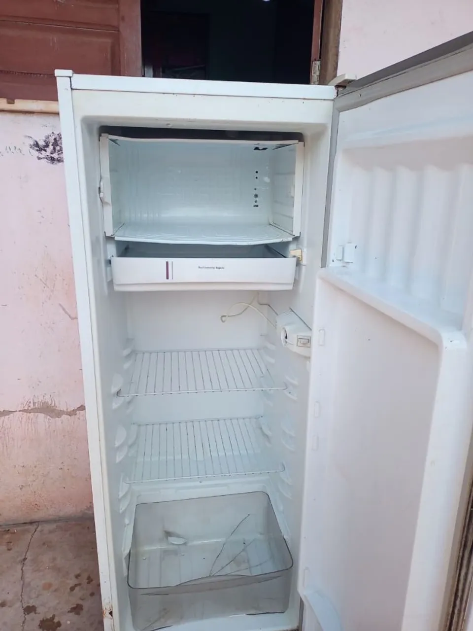 Geladeira Usada - Ideal para sua cozinha!