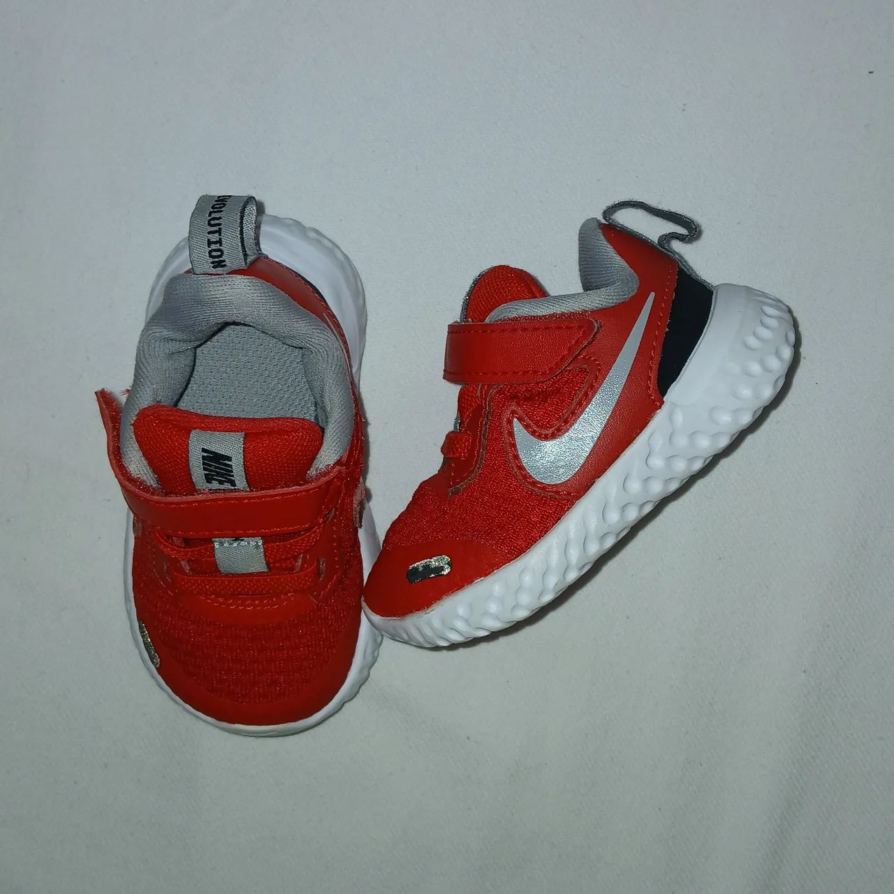 Tenis Nike N°17 - Vermelho R$60