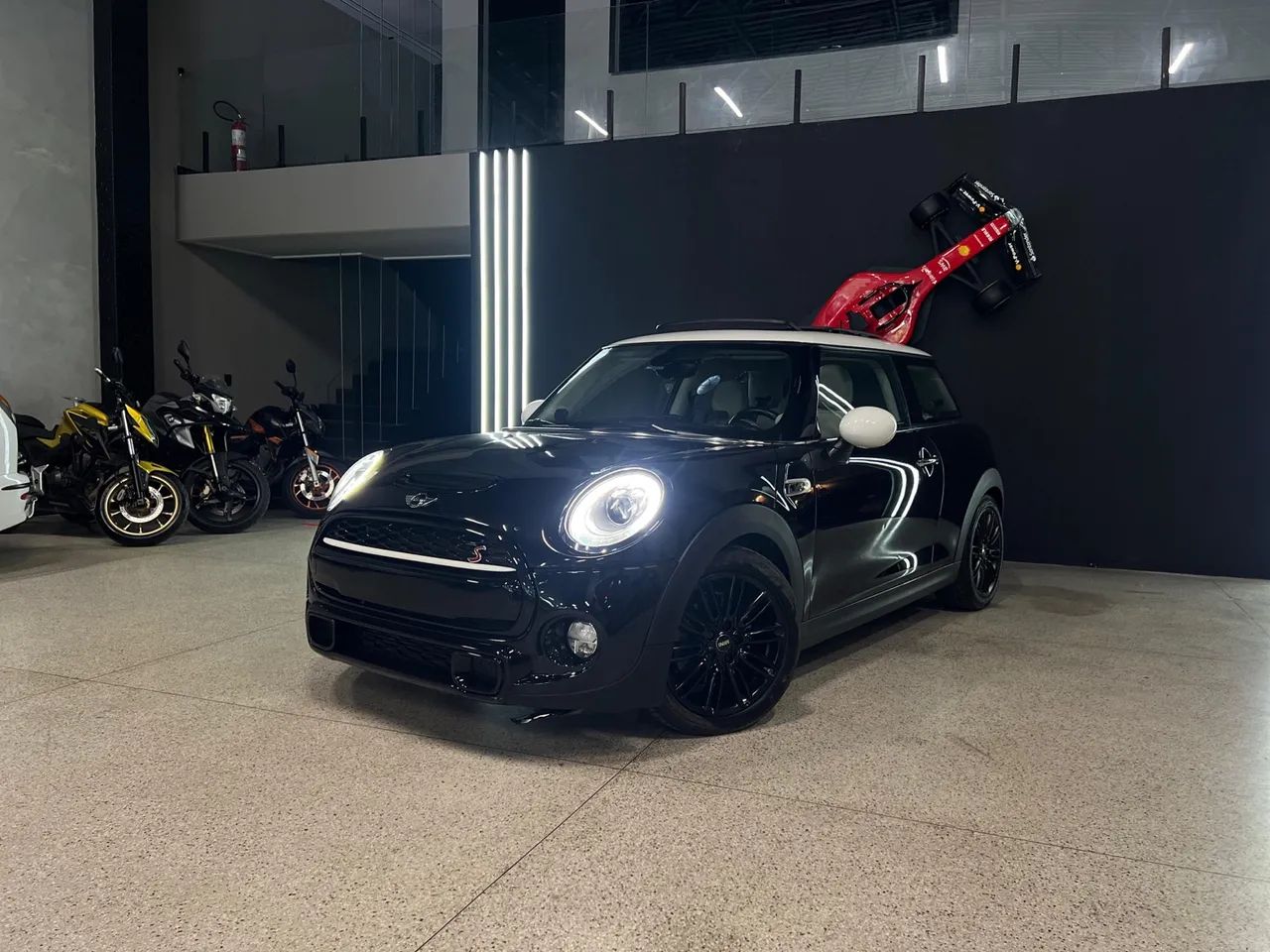Mini Cooper S 2.0 Turbo 16V 3P Aut. 2017 - Foto 2