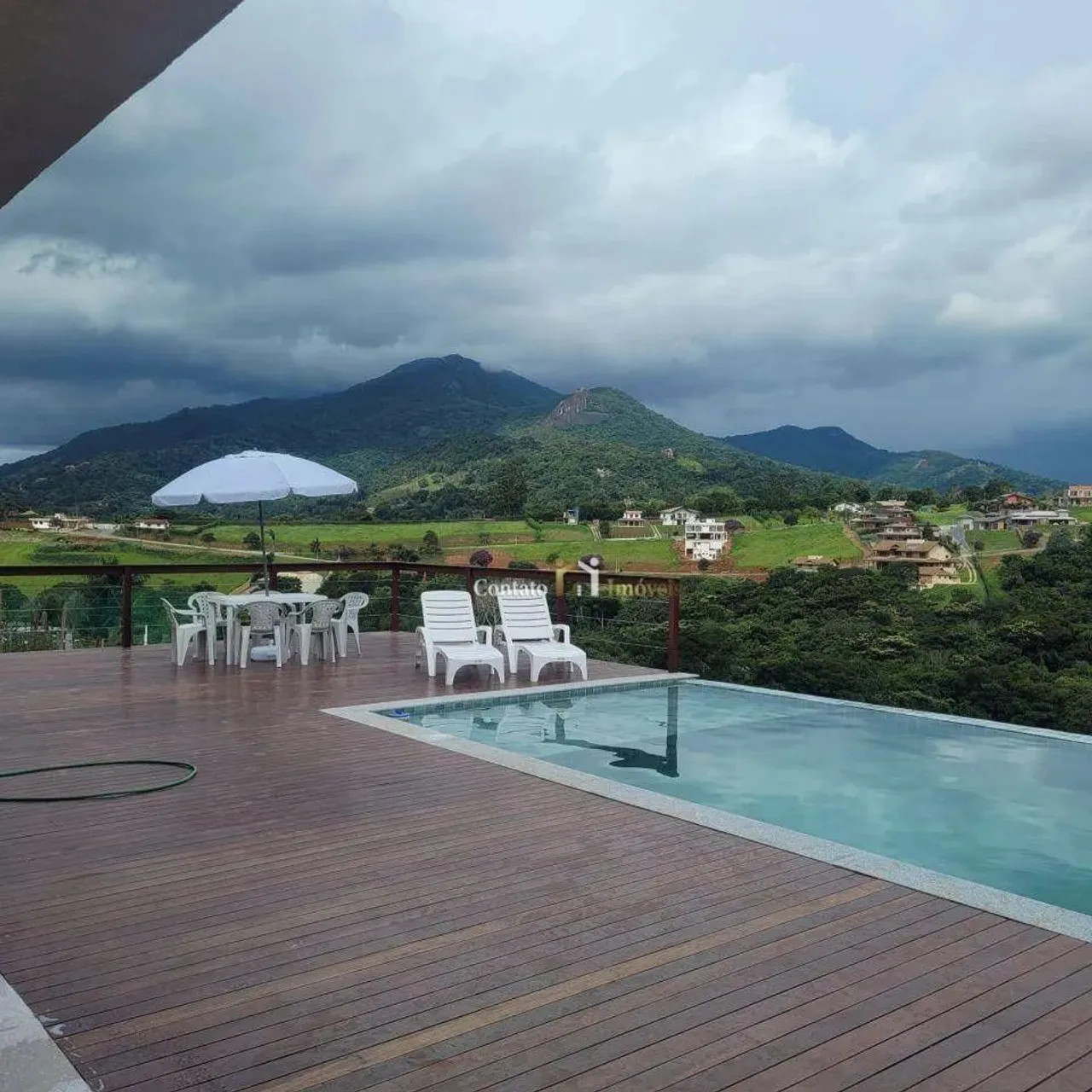 Casa com 4 dormitórios à venda, 350 m² por R$ 2.100.000,00 - Centro - Vargem/SP
