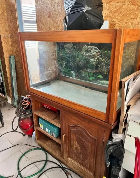 Vendo aquario com móvel de madeira - Foto 2