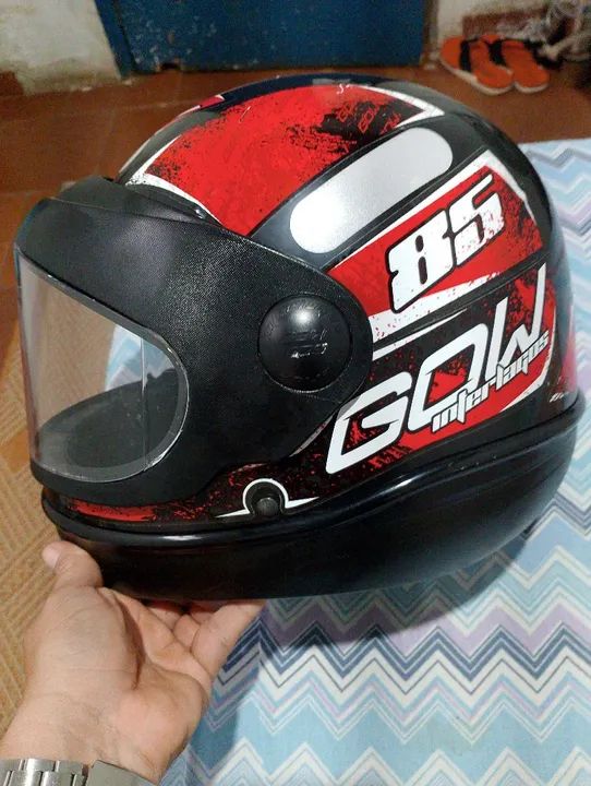 Capacete semi novo . - Foto 2