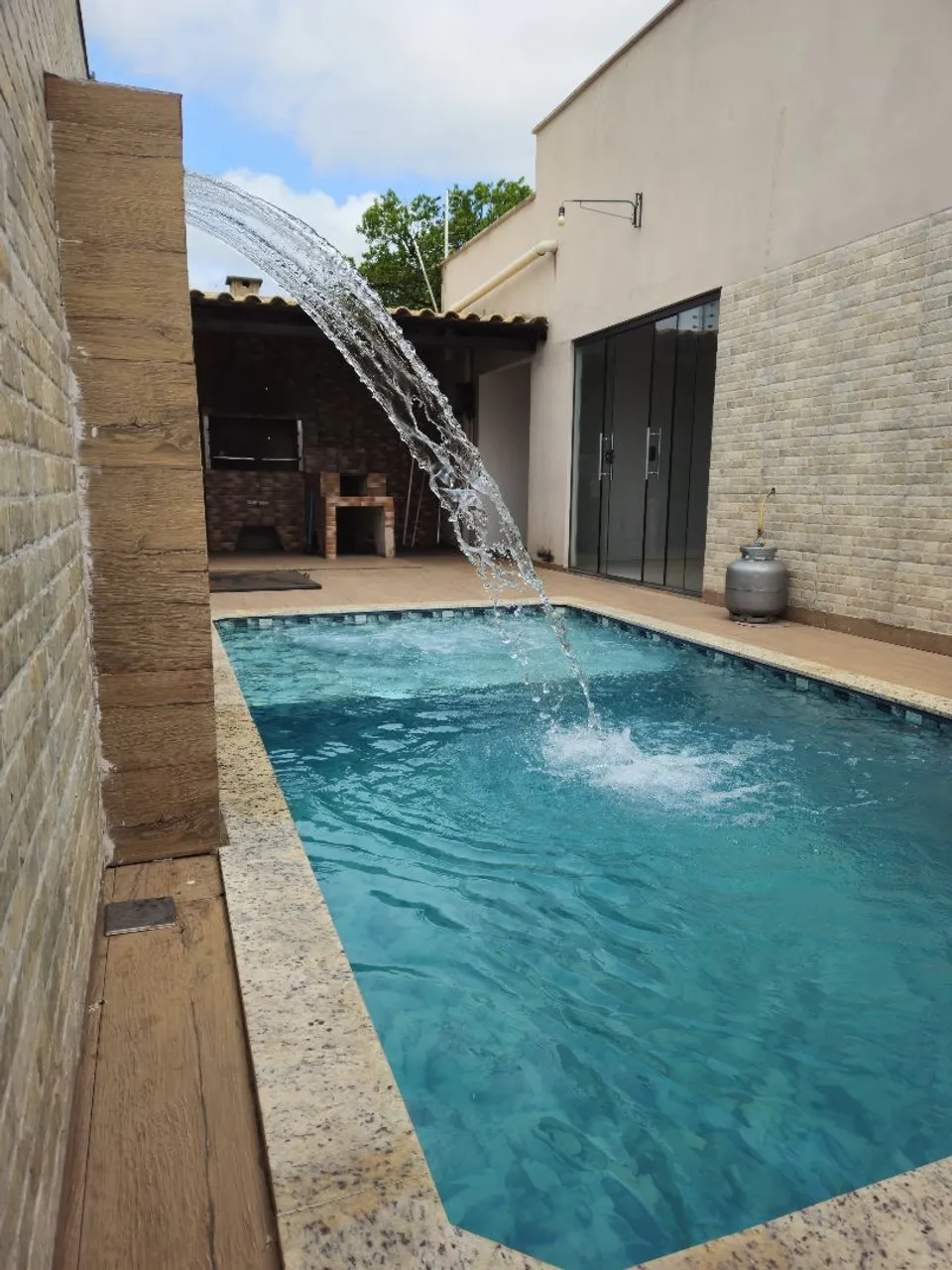 Casa espaçosa em Luzimangues