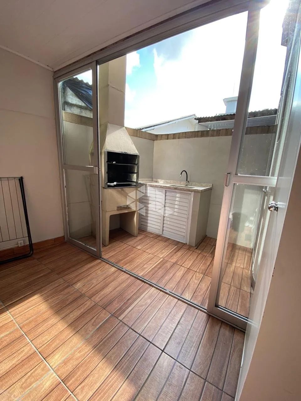 Casa sobrado semimobiliada com 2 quartos/dormitórios no bairro Jurerê, em Florianópolis- S - Foto 5