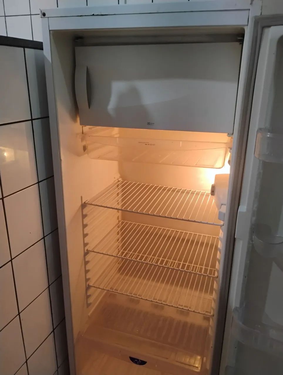 Geladeira Dako 340L - Foto 4