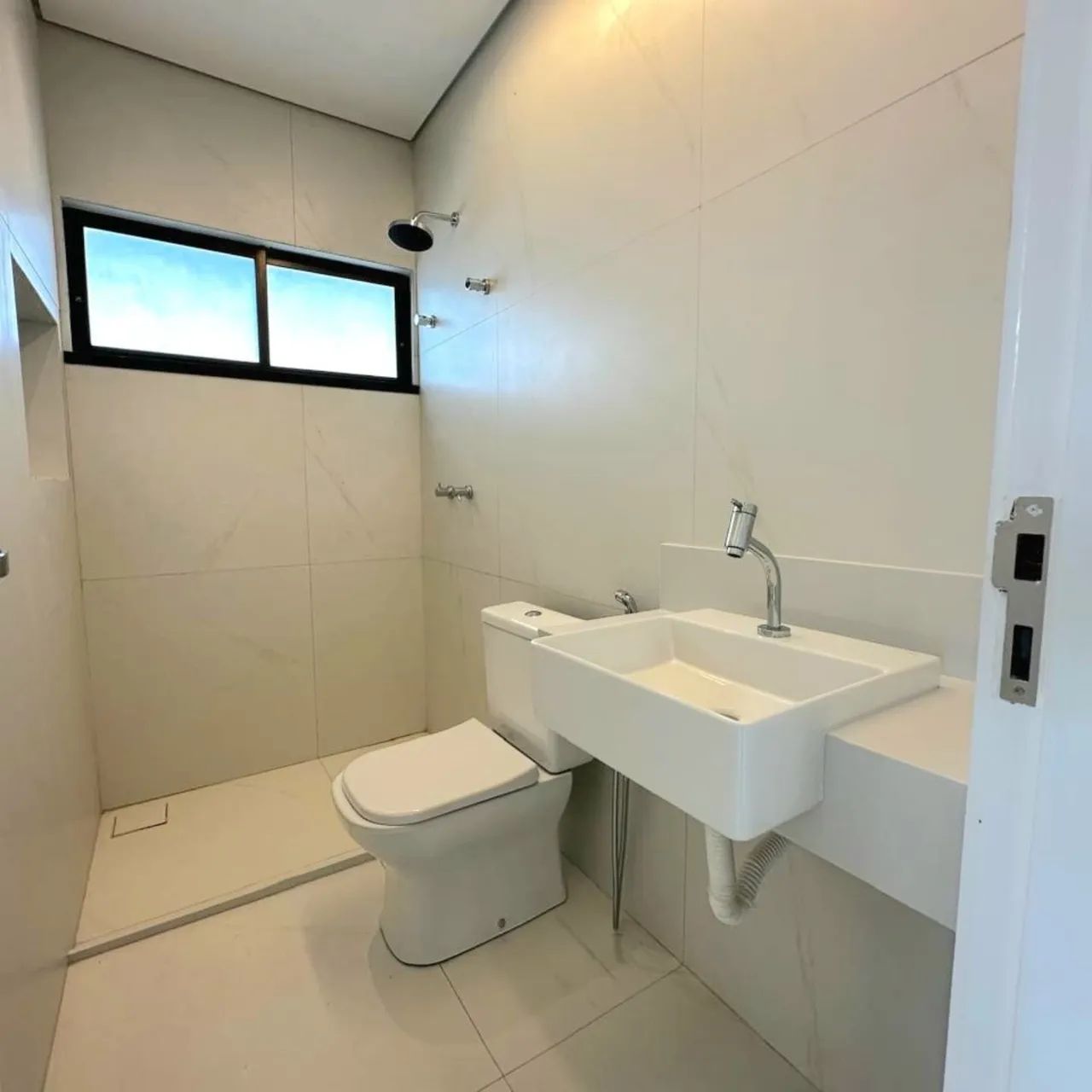 Imóvel duplex alto padrão em Terras Alphaville Ceará. CASAS PRA COMPRA E VENDA EUSÉBIO  - Foto 3