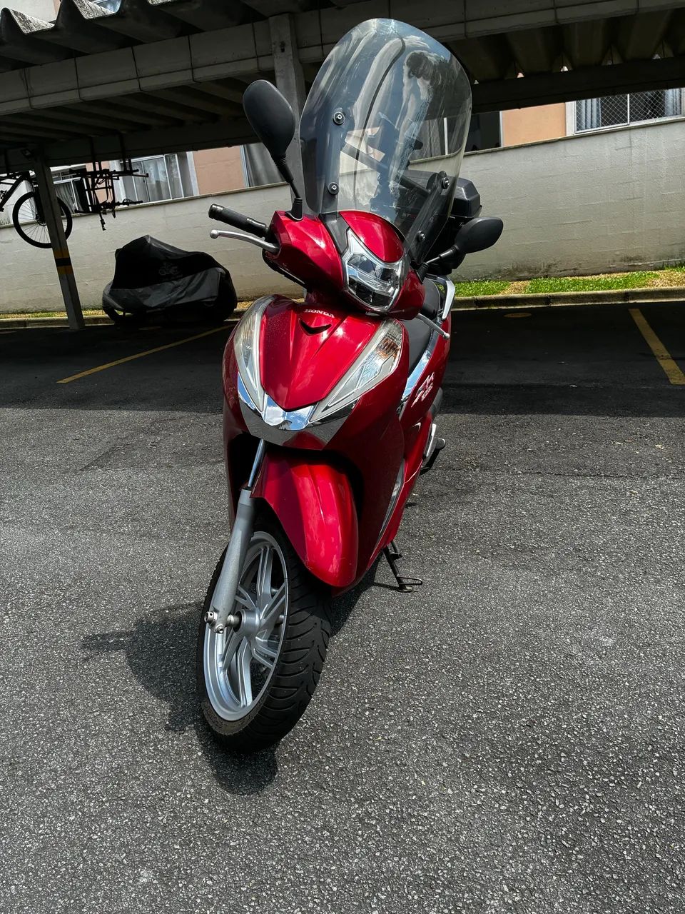 sh ページ SH 300i 2018 - 1536218075 | OLX