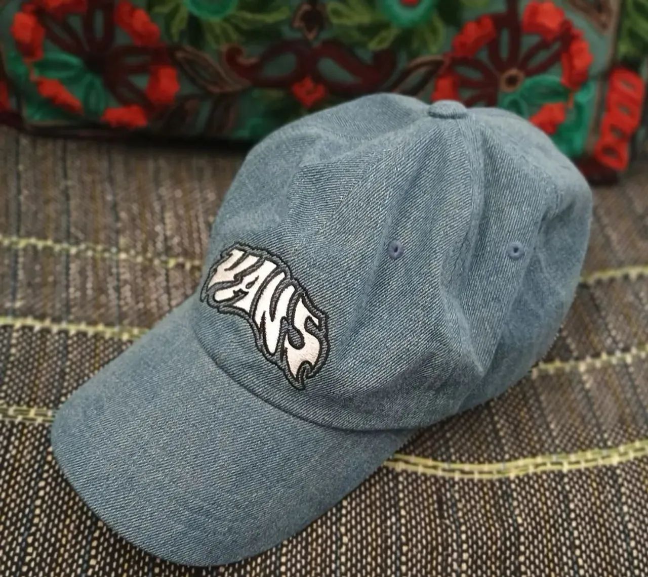 Boné Jeans original Vans sem uso - Foto 4