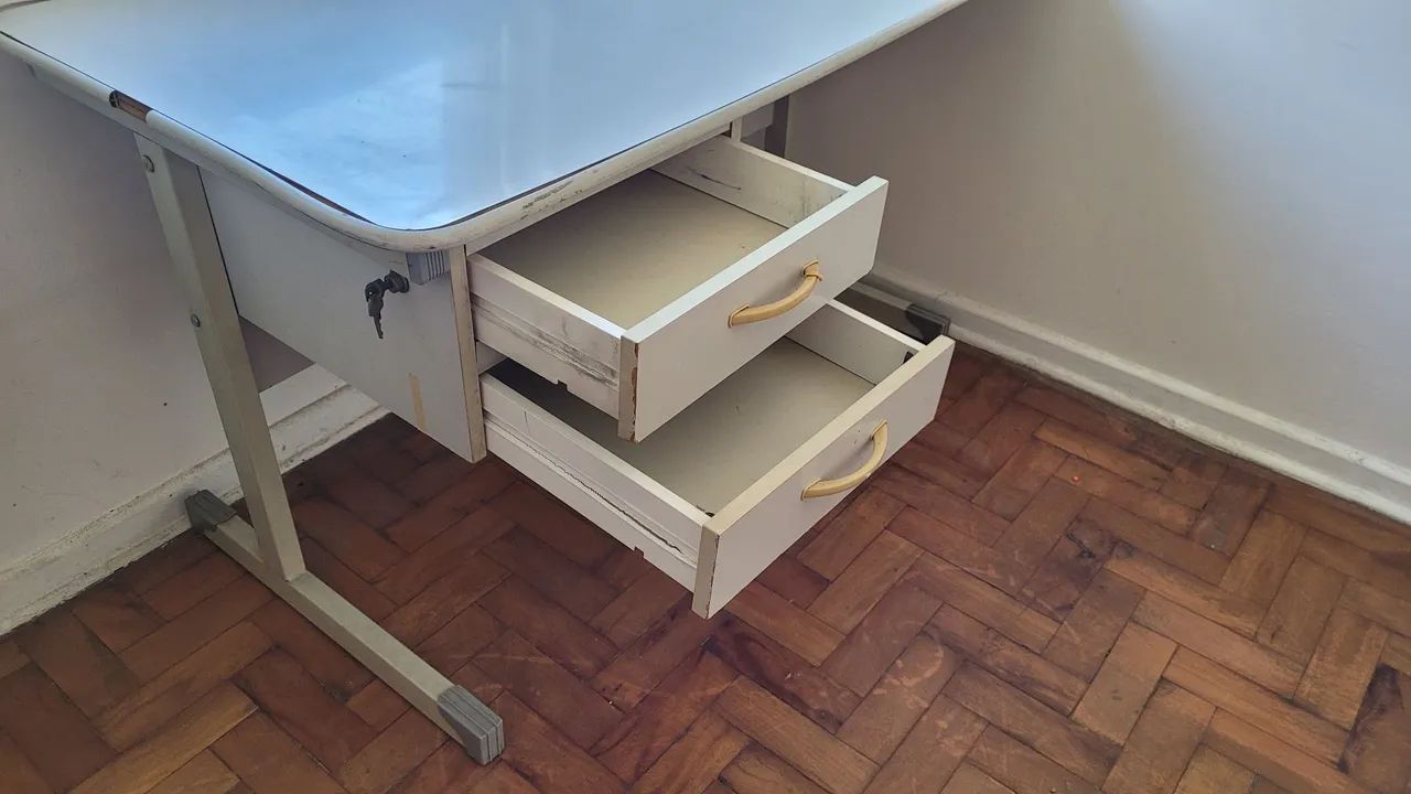 DOAÇÃO - Mesa de escritório  - Foto 2