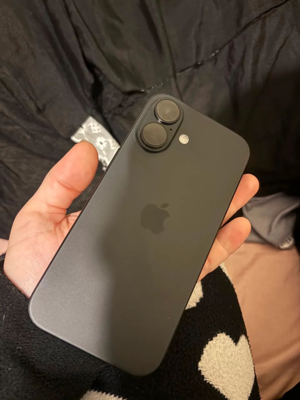 iPhone 16 128gb