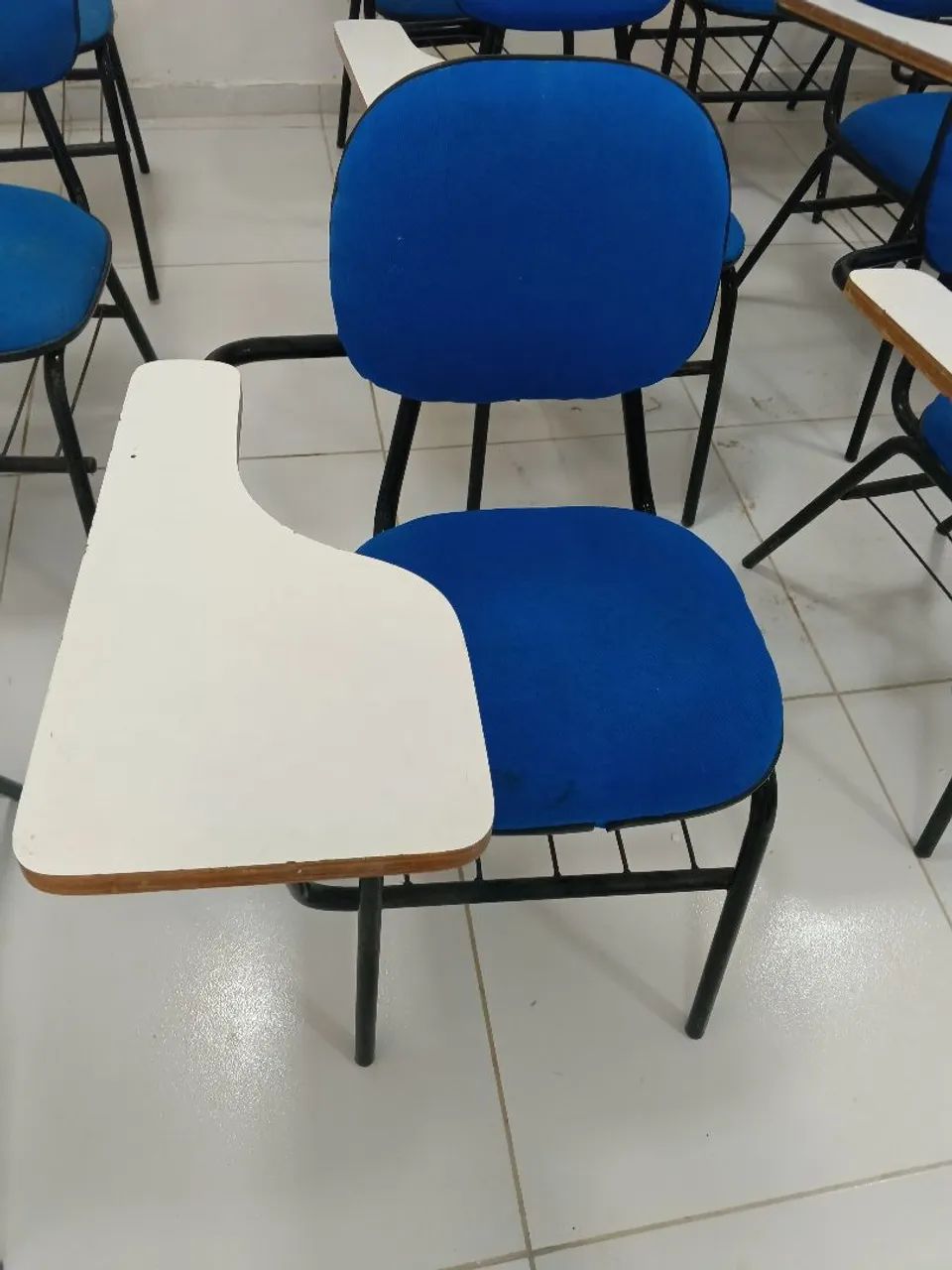 Cadeiras escolares