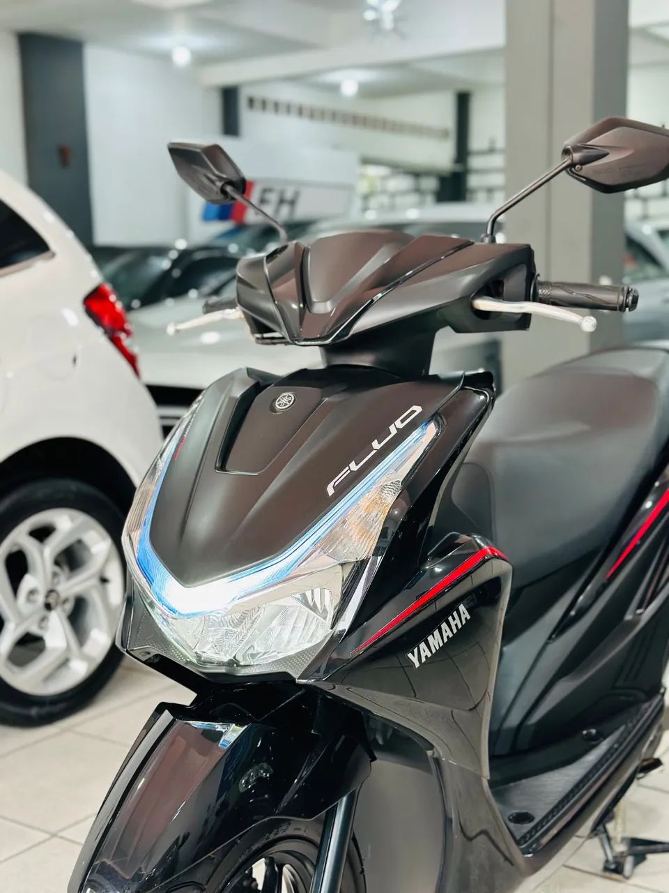 FLUO 125 CONNECTED HYBRID - Foto 3