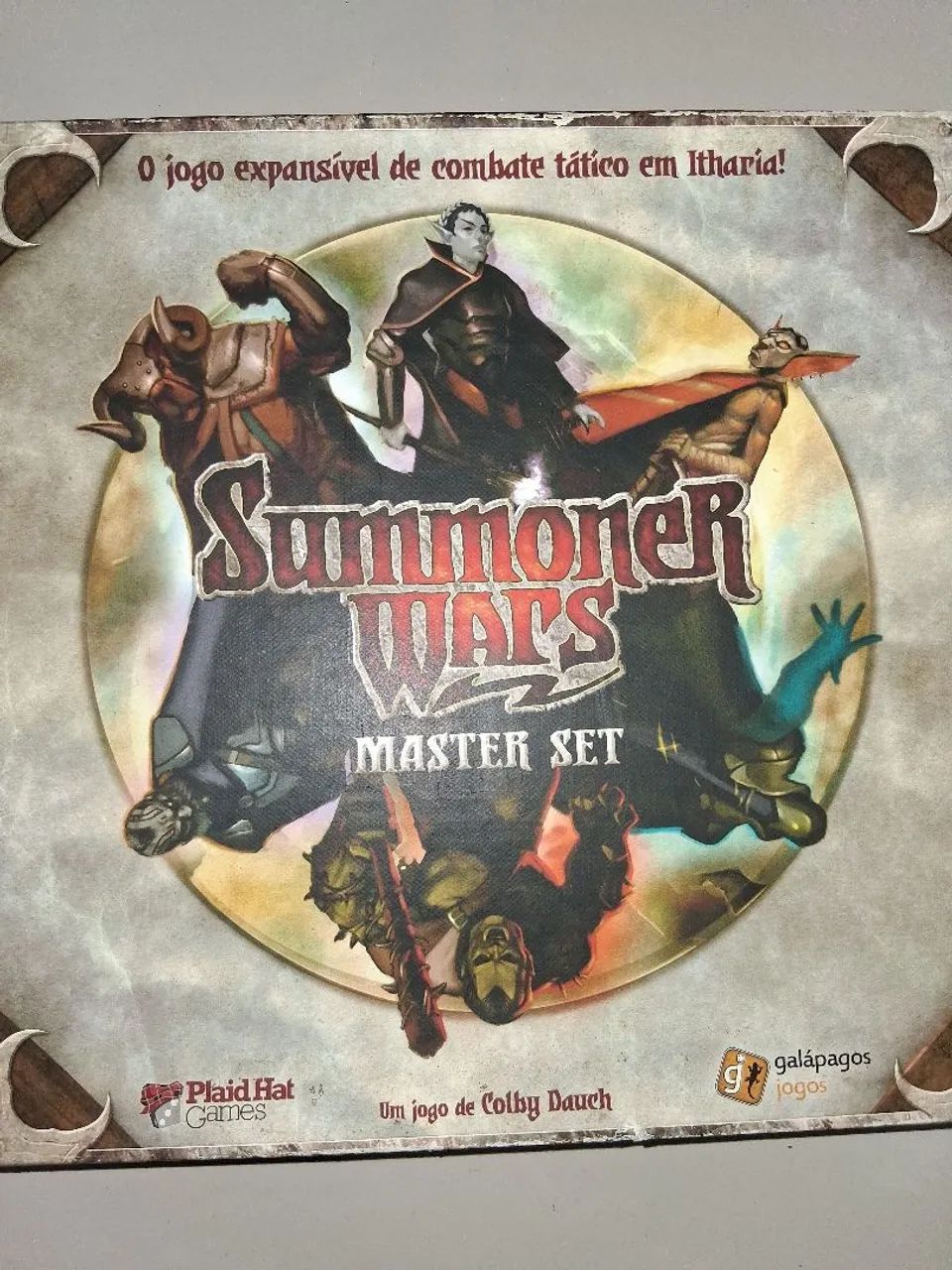 Cardgame e tabuleiro SUMMONER WARS master set