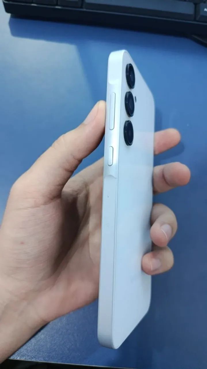 Celular Samsung, modelo A35, com 128gb, 6g de ram - Foto 3