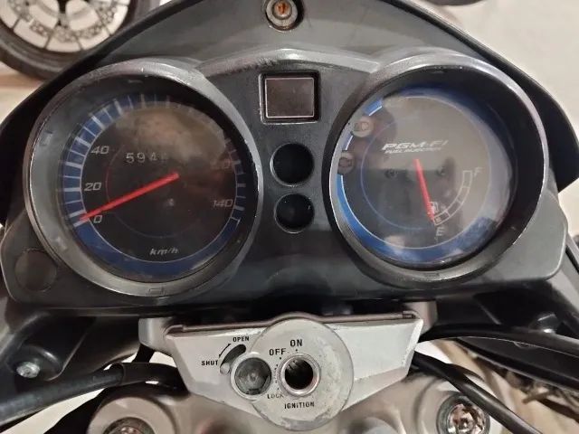 Honda titan 150  - Foto 4